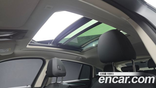 BMW X4 (G02) xDrive20i xLine 2025 — фото 15