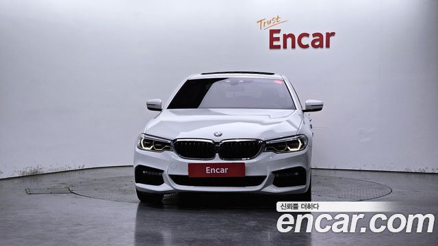 BMW 5 Series (G30) 520d xDrive M Sport Package Plus 2017 — фото 3