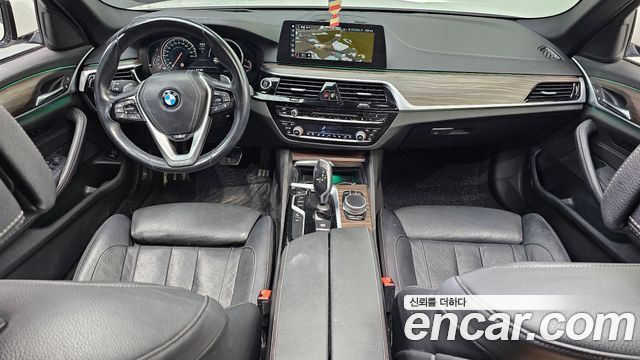 BMW 5 Series (G30) 520d xDrive M Sport Package Plus 2017 — фото 7