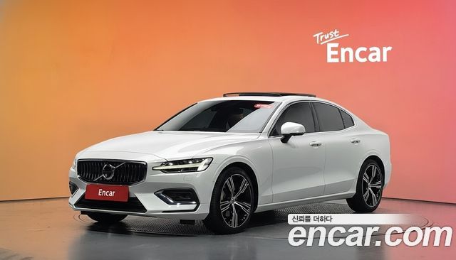 Volvo S60 (III) B5 Inscription