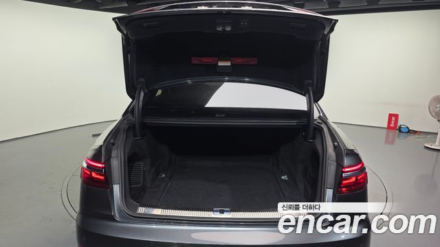 Audi A8 (D5) 50 TDI Quattro LWB 2021 — фото 20