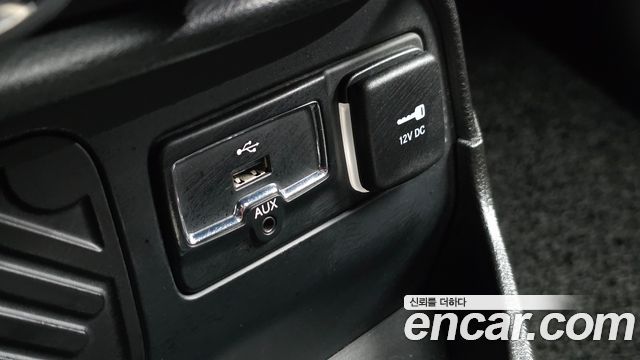 Jeep Renegade 2.4 Longitude 2017 — фото 18