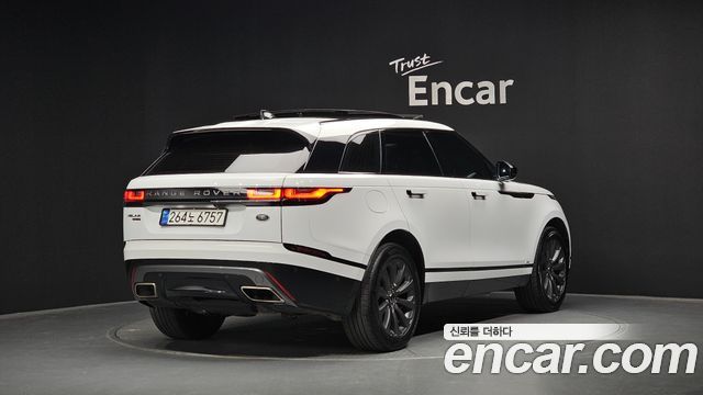 Land Rover Range Rover Velar 3.0 D300 R-Dynamic SE 2018 — фото 2