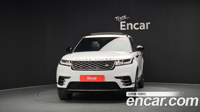 Land Rover Range Rover Velar 3.0 D300 R-Dynamic SE 2018 — фото 3