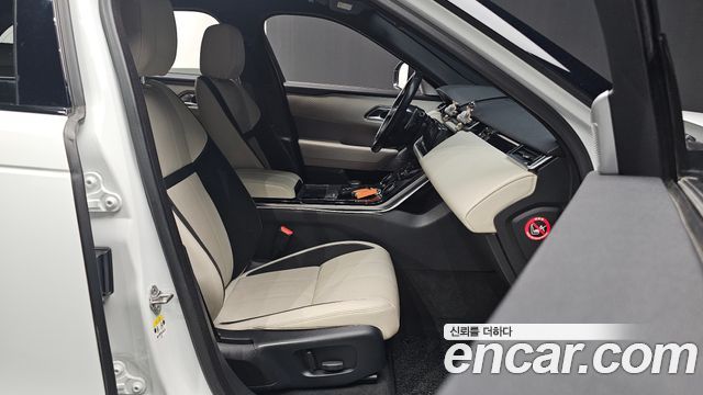 Land Rover Range Rover Velar 3.0 D300 R-Dynamic SE 2018 — фото 10