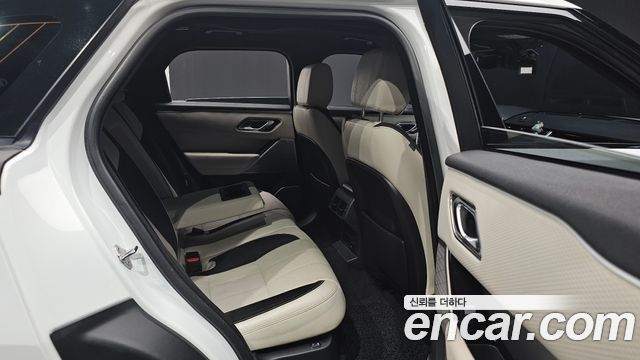 Land Rover Range Rover Velar 3.0 D300 R-Dynamic SE 2018 — фото 32