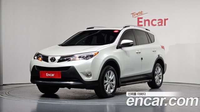 Toyota RAV4 2.5 2WD 4th 2014 — фото 1