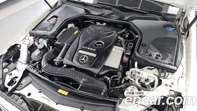 Mercedes-Benz E-Class (W213) E300e Exclusive 2019 — фото 6
