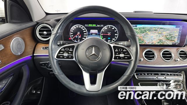 Mercedes-Benz E-Class (W213) E300e Exclusive 2019 — фото 13