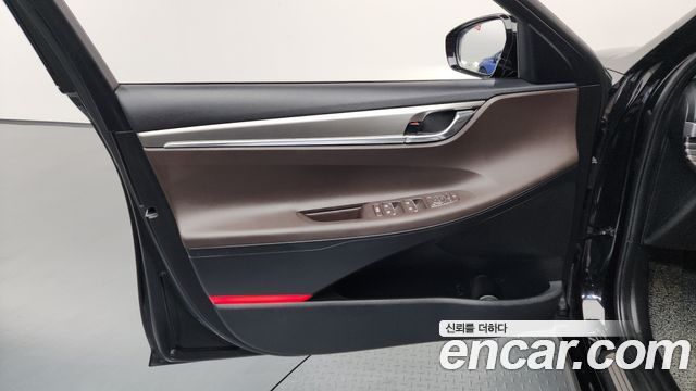 Hyundai Grandeur (IG) 3.0 LPi Premium 2022 — фото 30