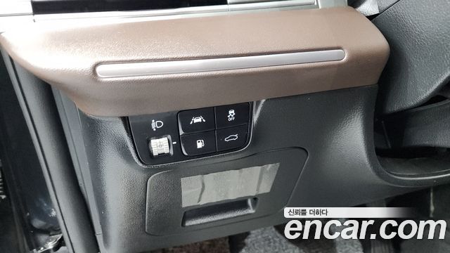 Hyundai Grandeur (IG) 3.0 LPi Premium 2022 — фото 35