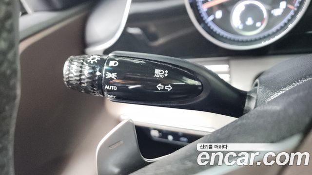 Hyundai Grandeur (IG) 3.0 LPi Premium 2022 — фото 42