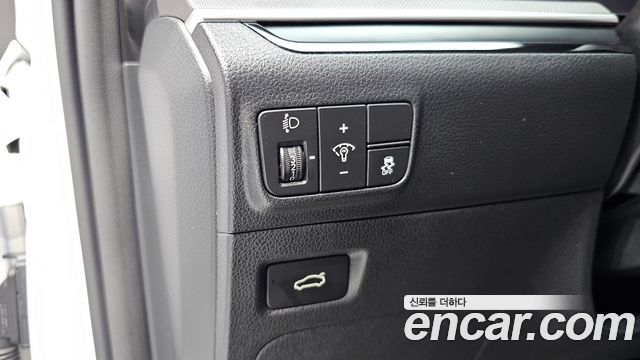 Kia K5 (III) 2.0 Prestige 2024 — фото 23