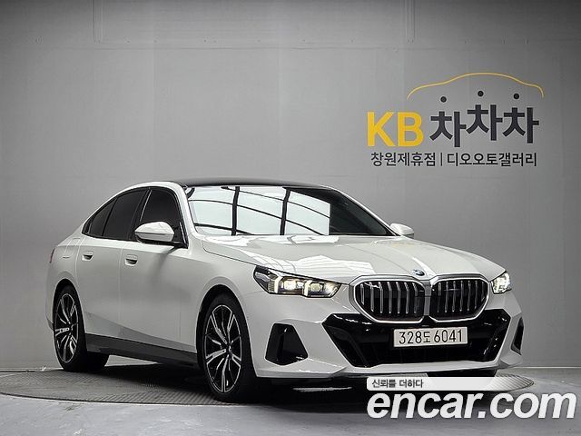 BMW 5 Series (G60) 530i xDrive M Sport 2026 — фото 5