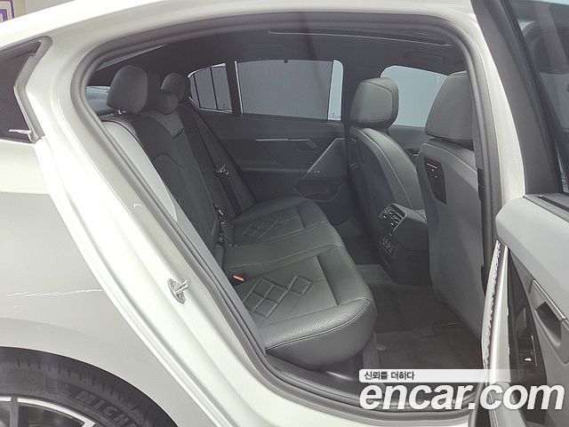 BMW 5 Series (G60) 530i xDrive M Sport 2026 — фото 19