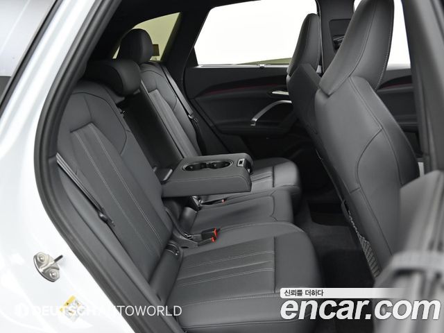 Audi Q5 (80A) 45 TFSI Quattro S Line Black Ediiton 2025 — фото 16
