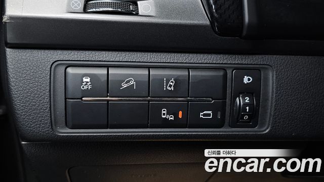 KG Mobility (SsangYong) Rexton Sports Khan Diesel 2.2 4WD Prestige 2021 — фото 27