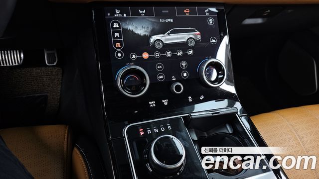 Land Rover Range Rover Velar 3.0 D300 R-Dynamic HSE 2018 — фото 9