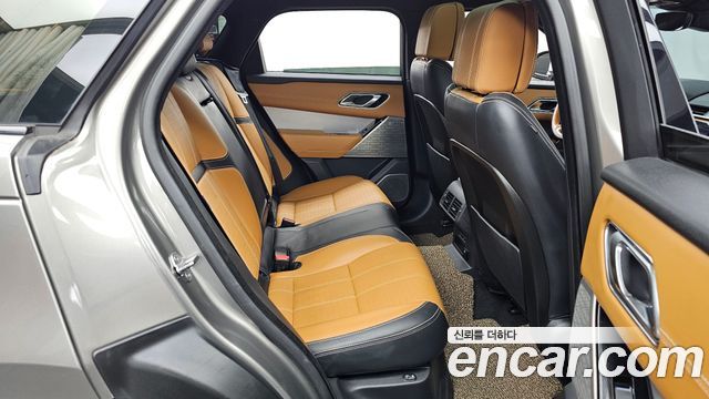 Land Rover Range Rover Velar 3.0 D300 R-Dynamic HSE 2018 — фото 12