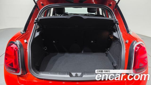 MINI Cooper 5Door HIGH 3rd 2021 — фото 20