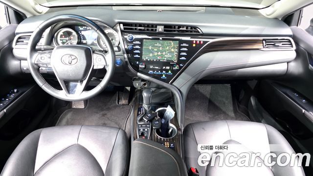 Toyota Camry (XV70) 2.5 XLE Hybrid 2018 — фото 7
