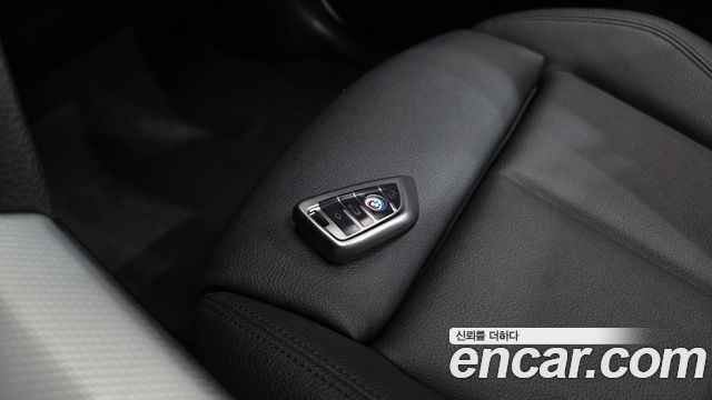 BMW 3 Series (F30) 320i M Sport 2016 — фото 30