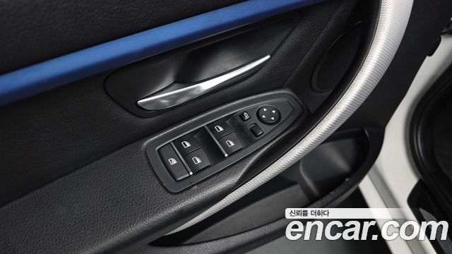 BMW 3 Series (F30) 320i M Sport 2016 — фото 32