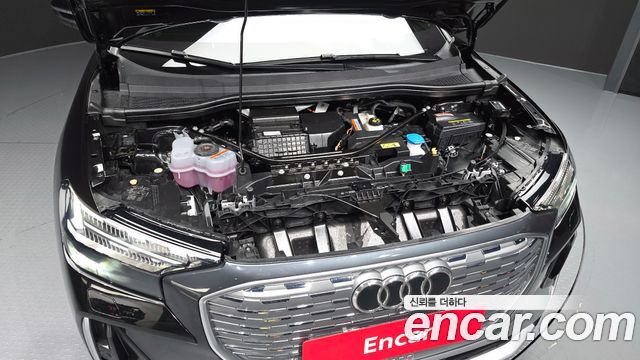 Audi Q4 e-tron (F4) 45 Premium 2026 — фото 6