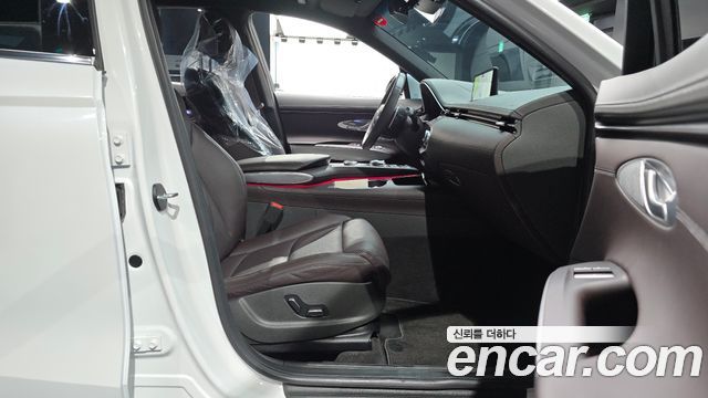 Genesis GV70 2.5T Gasoline 2WD 2024 — фото 26