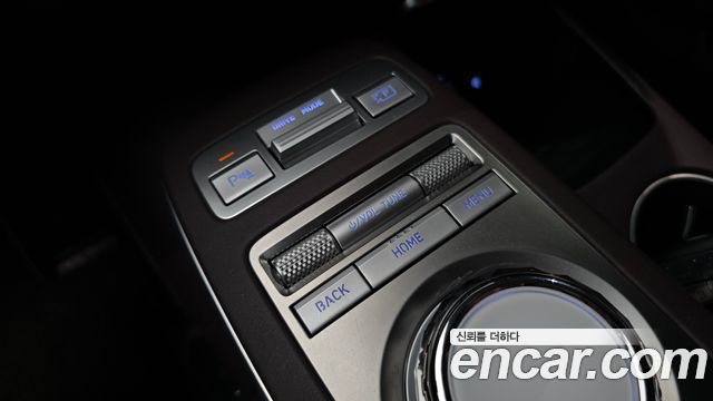 Genesis GV70 2.5T Gasoline 2WD 2024 — фото 28