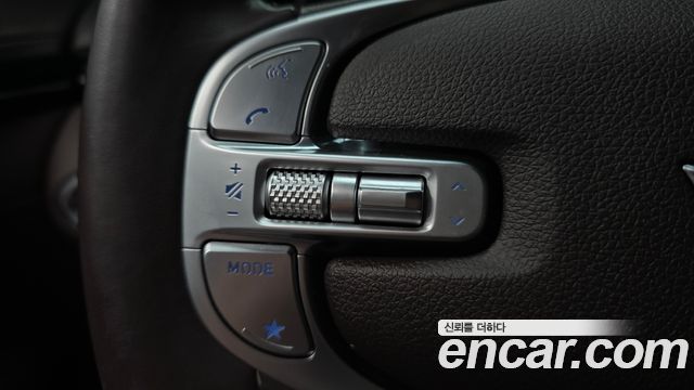 Genesis GV70 2.5T Gasoline 2WD 2024 — фото 31