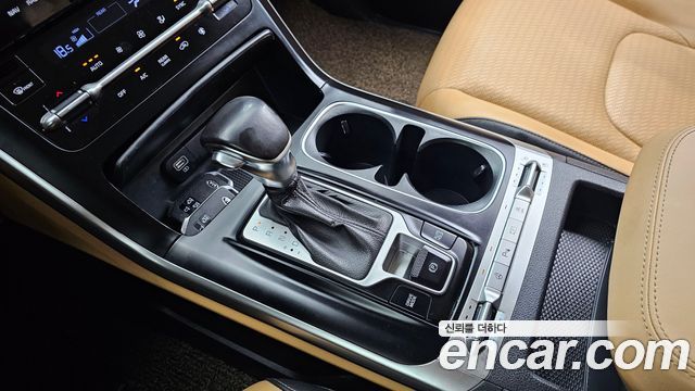 Kia Carnival (IV) Diesel 9-Seater Prestige 2021 — фото 9