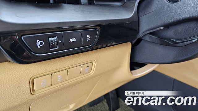 Kia Carnival (IV) Diesel 9-Seater Prestige 2021 — фото 18