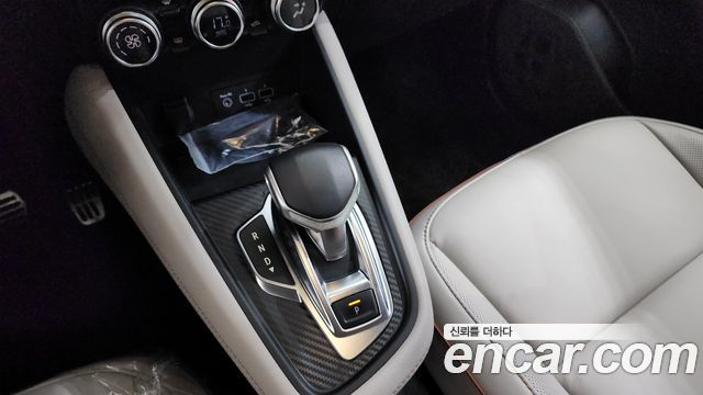 Renault Korea Captur 1.3 TCe Edition Paris 2020 — фото 9