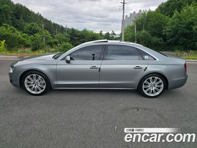 Audi A8 4.2 TDI Quattro LWB D4 2013 — фото 3