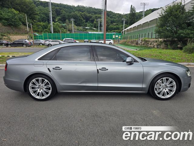 Audi A8 4.2 TDI Quattro LWB D4 2013 — фото 7