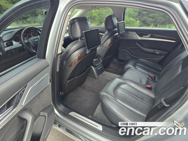 Audi A8 4.2 TDI Quattro LWB D4 2013 — фото 15