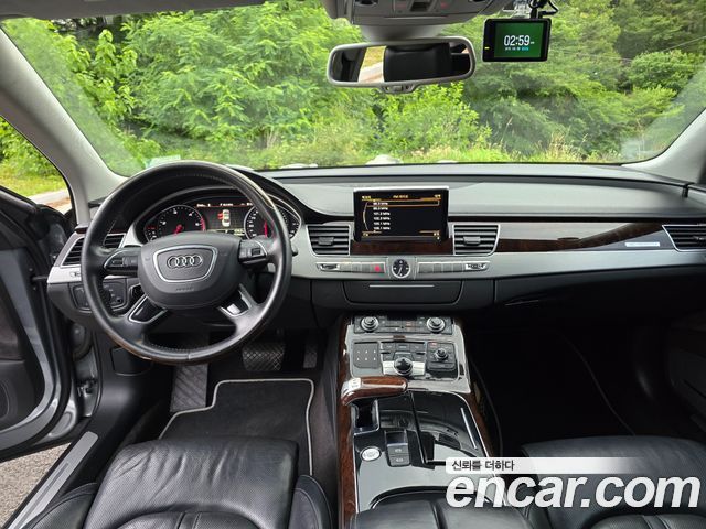 Audi A8 4.2 TDI Quattro LWB D4 2013 — фото 18