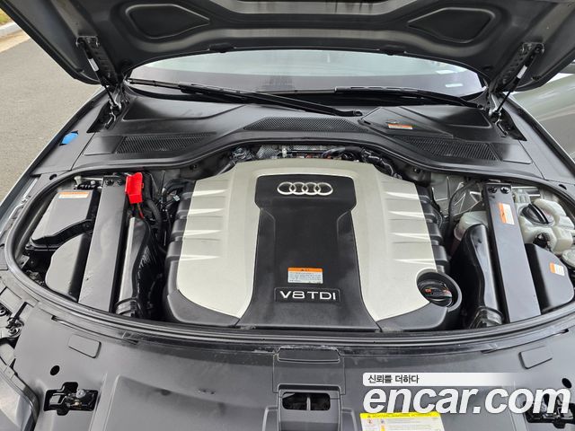 Audi A8 4.2 TDI Quattro LWB D4 2013 — фото 21