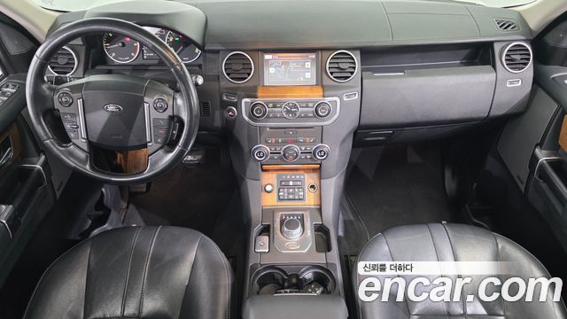 Land Rover Discovery 4 3.0 SDV6 SE 2016 — фото 7