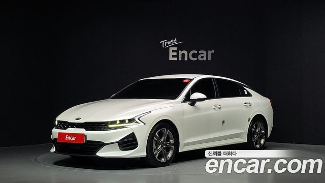 Kia K5 (III) 2.0 Noblesse 2021 — фото 1