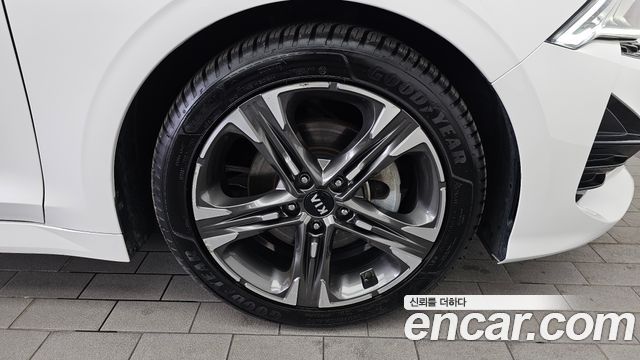 Kia K5 (III) 2.0 Noblesse 2021 — фото 21