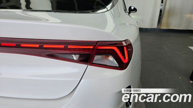 Kia K5 (III) 2.0 Noblesse 2021 — фото 23