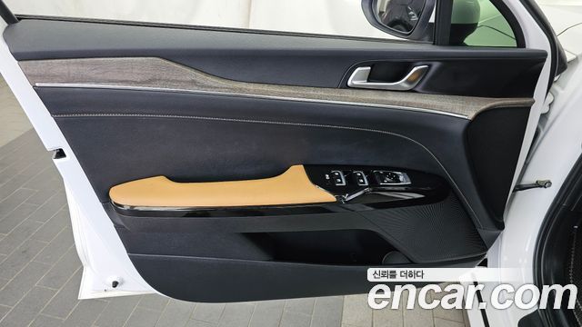Kia K5 (III) 2.0 Noblesse 2021 — фото 24