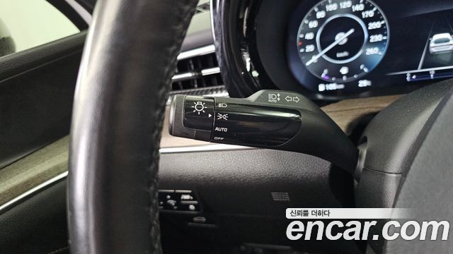 Kia K5 (III) 2.0 Noblesse 2021 — фото 30
