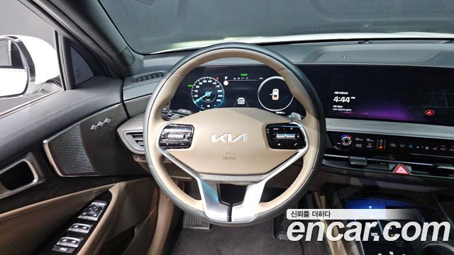 Kia K8 Hybrid Noblesse 2023 — фото 13