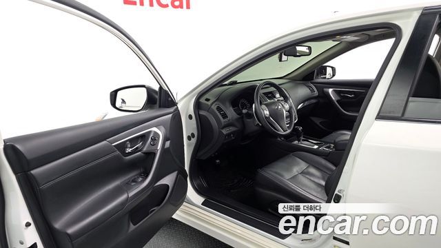 Nissan Altima 3.5 L33 2017 — фото 10