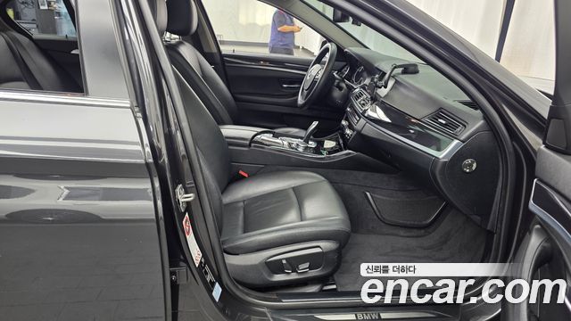 BMW 5 Series (F10) 520d xDrive 2015 — фото 11