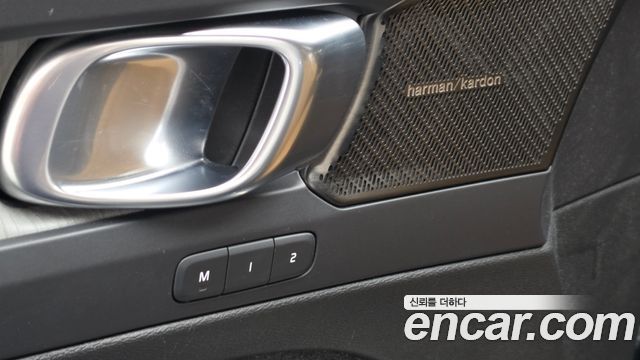 Volvo XC40 B4 Inscription 2021 — фото 24