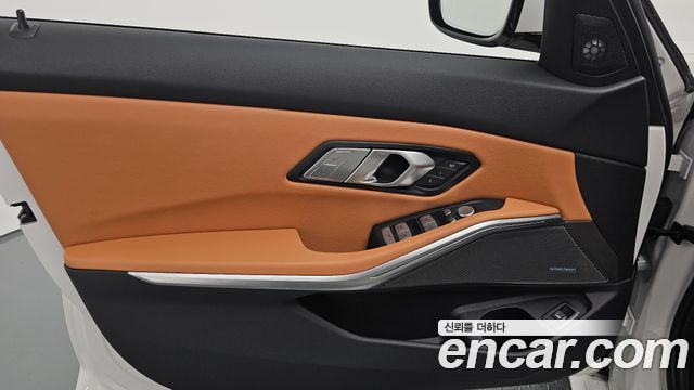BMW 3 Series (G20) 320i M Sport 2026 — фото 24